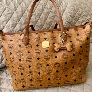 MCM tote